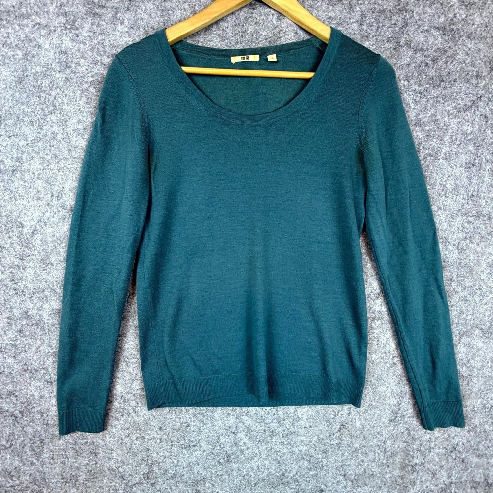 Uniqlo Sweater Womens Small Teal Green Tight Knit Long Sleeve‎ Round Neck Winter